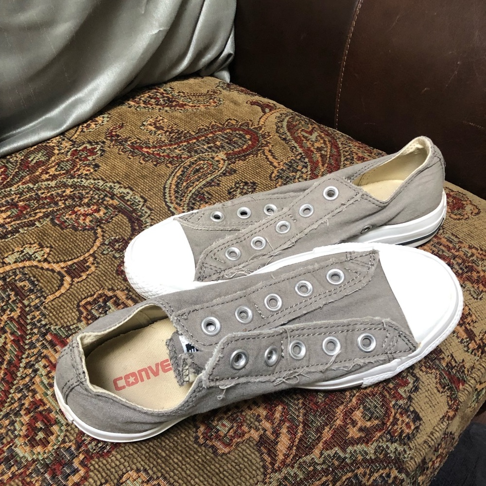 Converse - Picture 2 of 7
